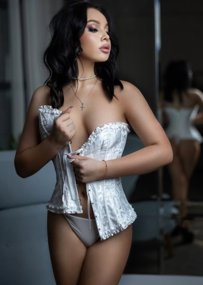 Индивидуалка Эмилия фото № 2 в городе Оренбург